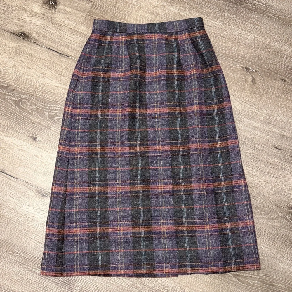 Vintage Breckenridge Quarter-pleated wool skirt - Picture 4 of 7